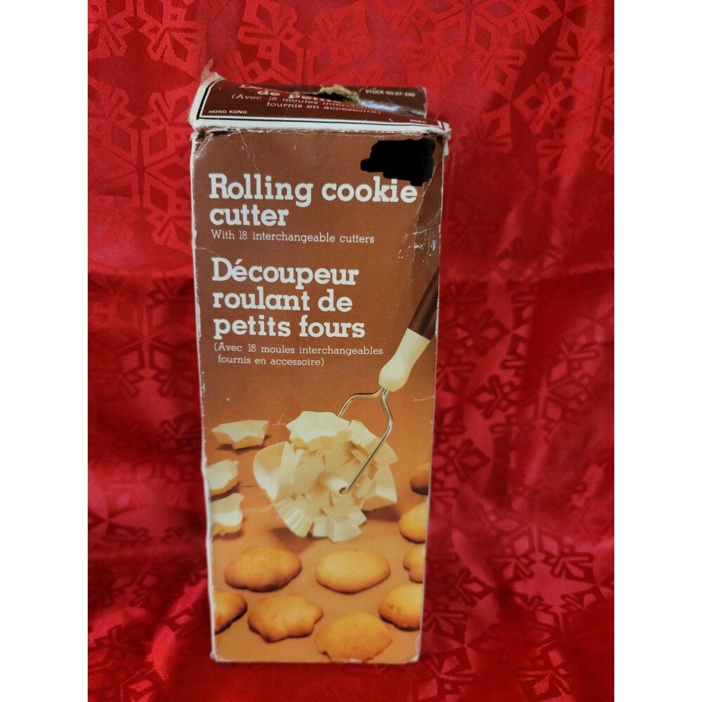 Vintage Rolling Cookie Cutter with 18 Interchangeable Cutters Shapes Christmas